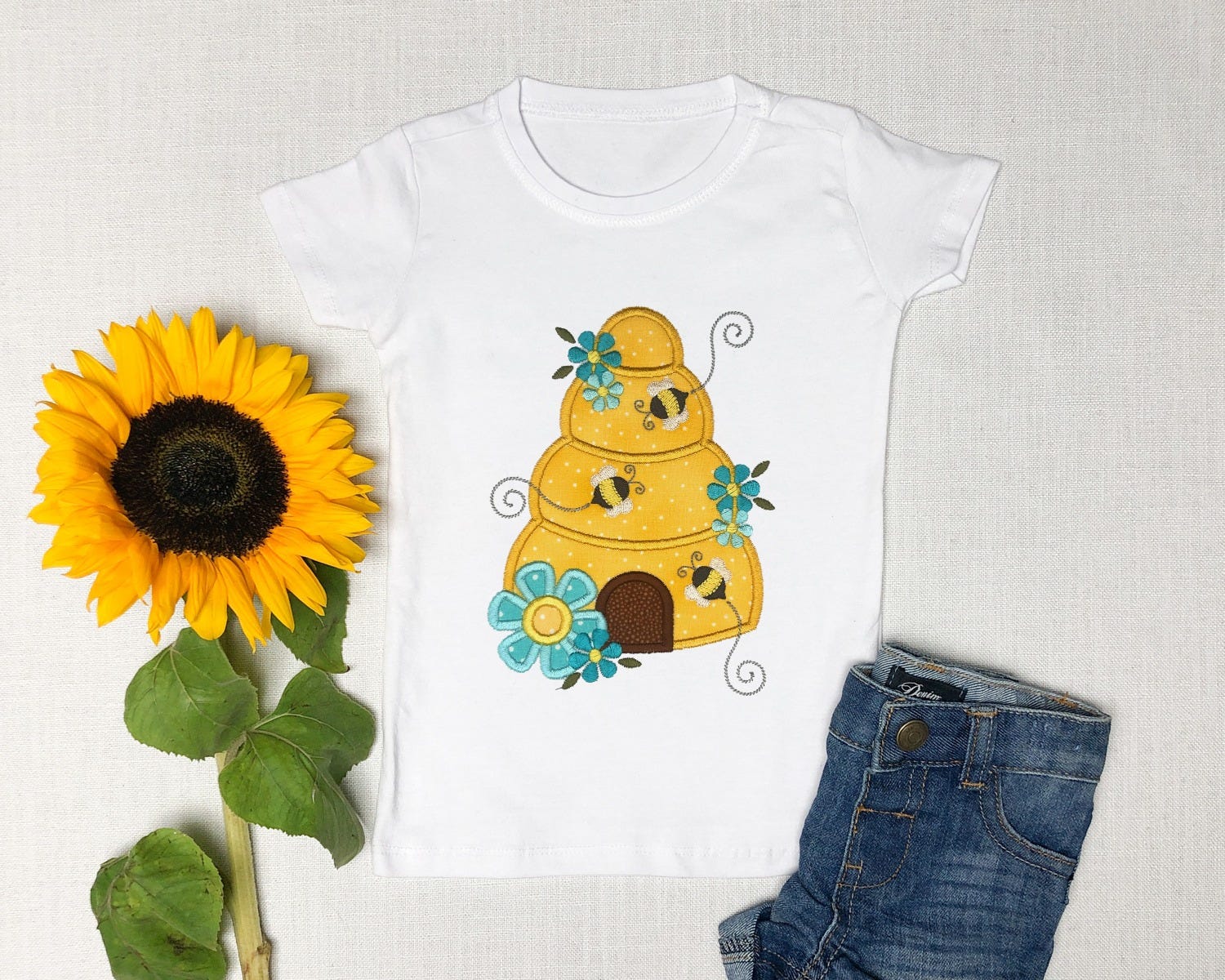 Busy Bees | Machine Embroidery Designs by JuJu