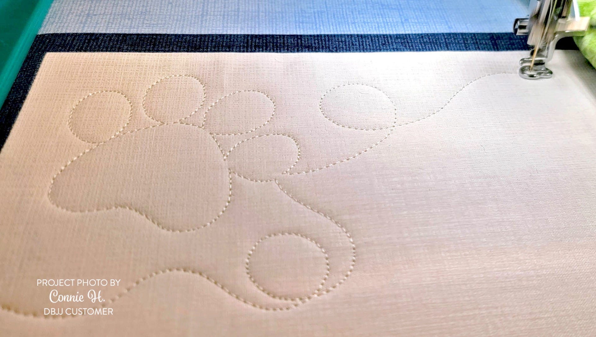 Paw Prints End-to-End Quilting Embroidery Design