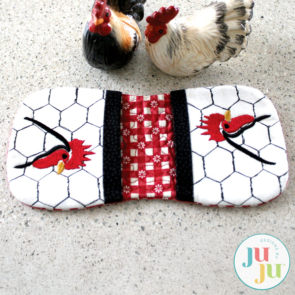 In The Hoop Microwave Oven Mitt Project by Oma's Place | Machine Embroidery Designs by JuJu