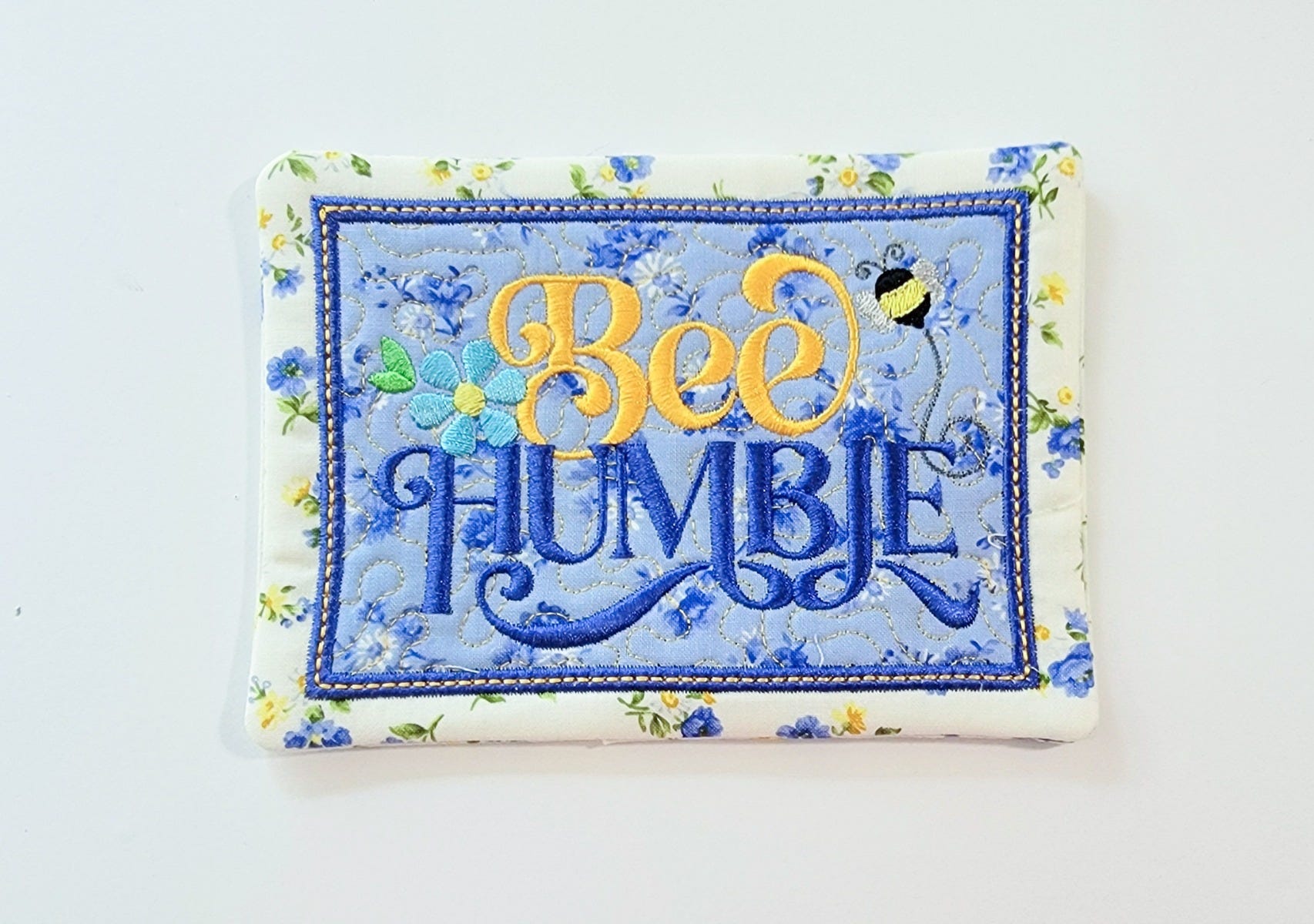 ITH Busy Bees Bee Humble Mug Rug | Machine Embroidery Designs by JuJu