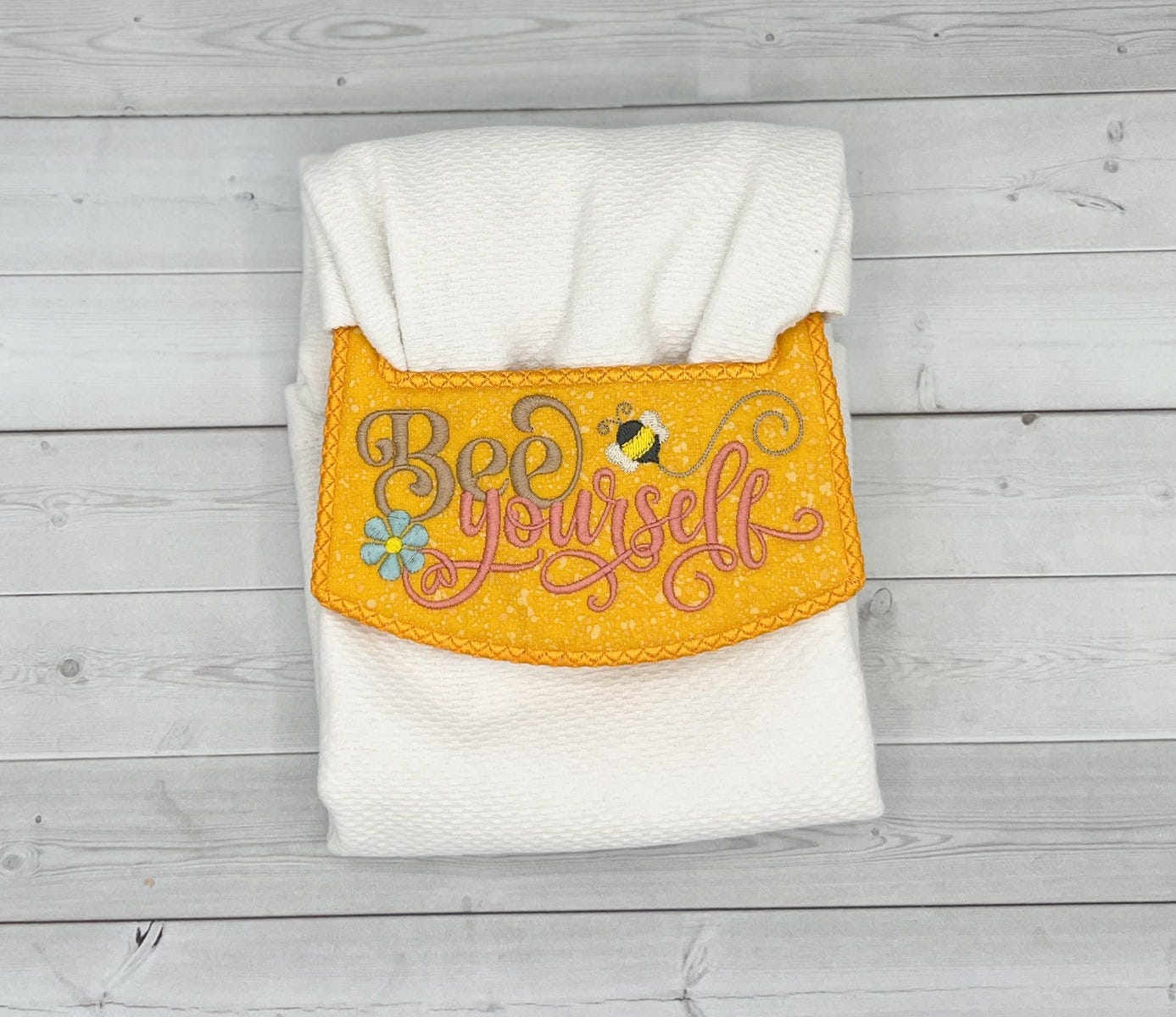ITH Busy Bees Bee Yourself Wrap Around Towel Topper | Machine Embroidery Designs by JuJu