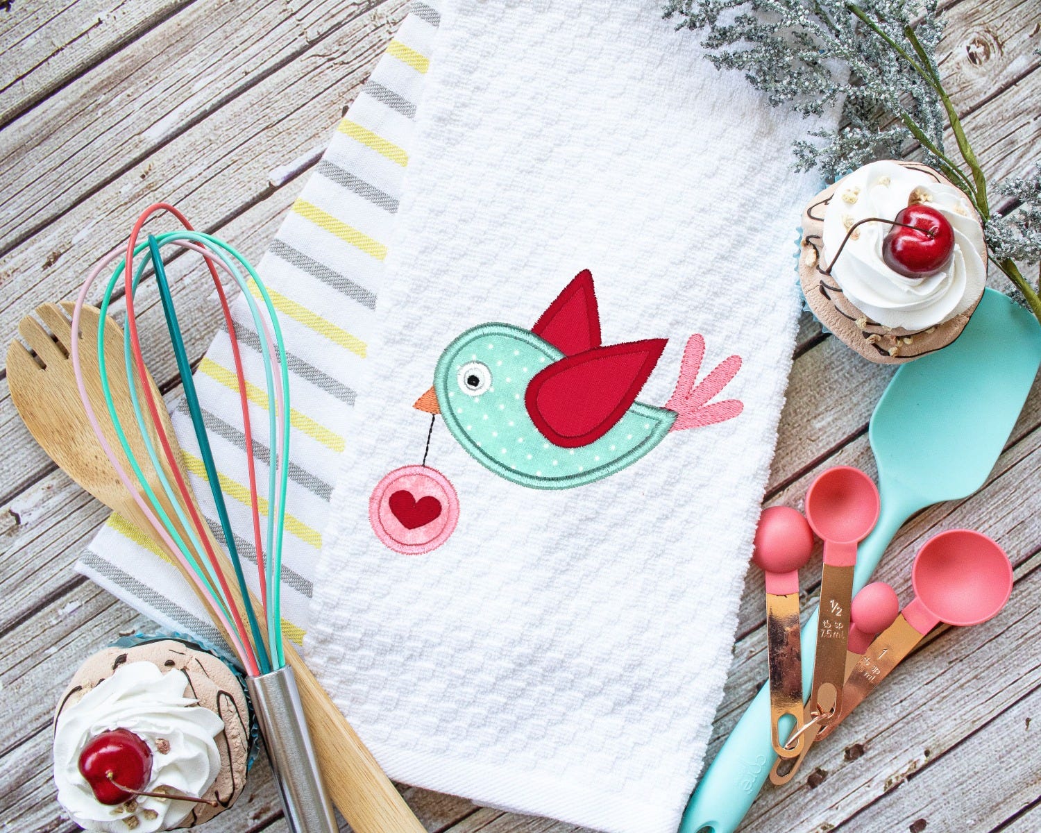 Valentine Heart Bird Applique| Machine Embroidery Designs by JuJu