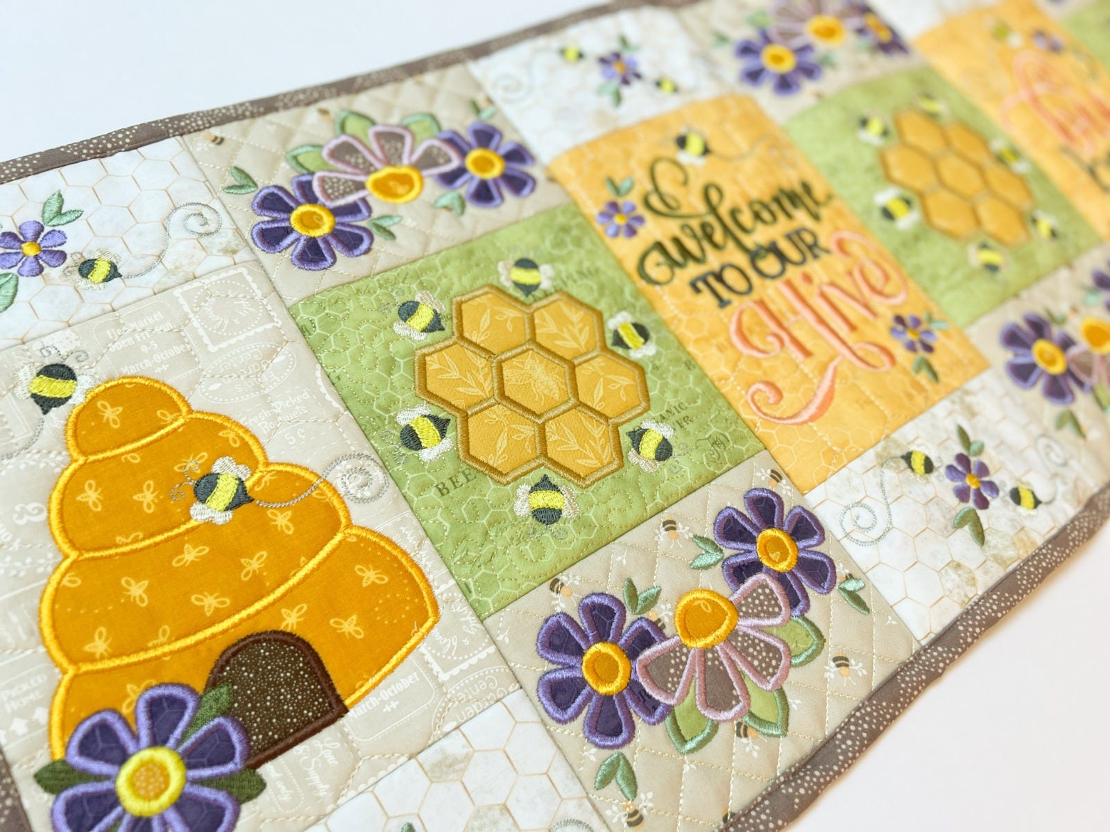 ITH Busy Bees Table Runner | Machine Embroidery Designs by JuJu