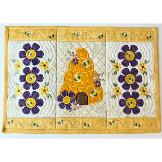 ITH Busy Bees Placemat | Machine Embroidery Designs by JuJu