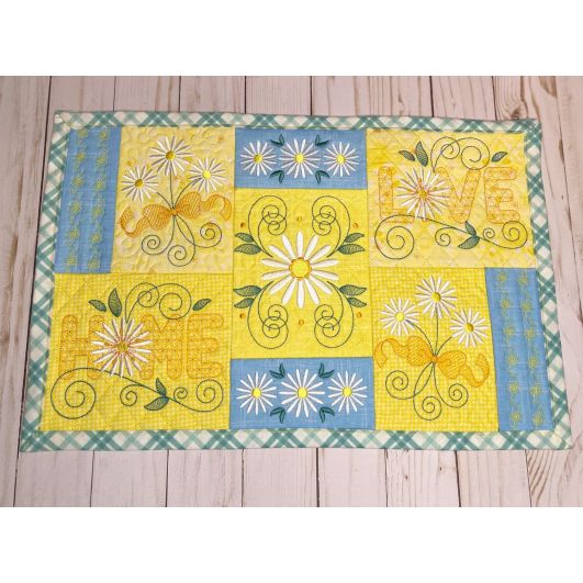 ITH Daisy Placemat | Machine Embroidery Designs by JuJu
