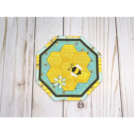 ITH Busy Bees Honeycomb Coaster | Machine Embroidery Designs by JuJu