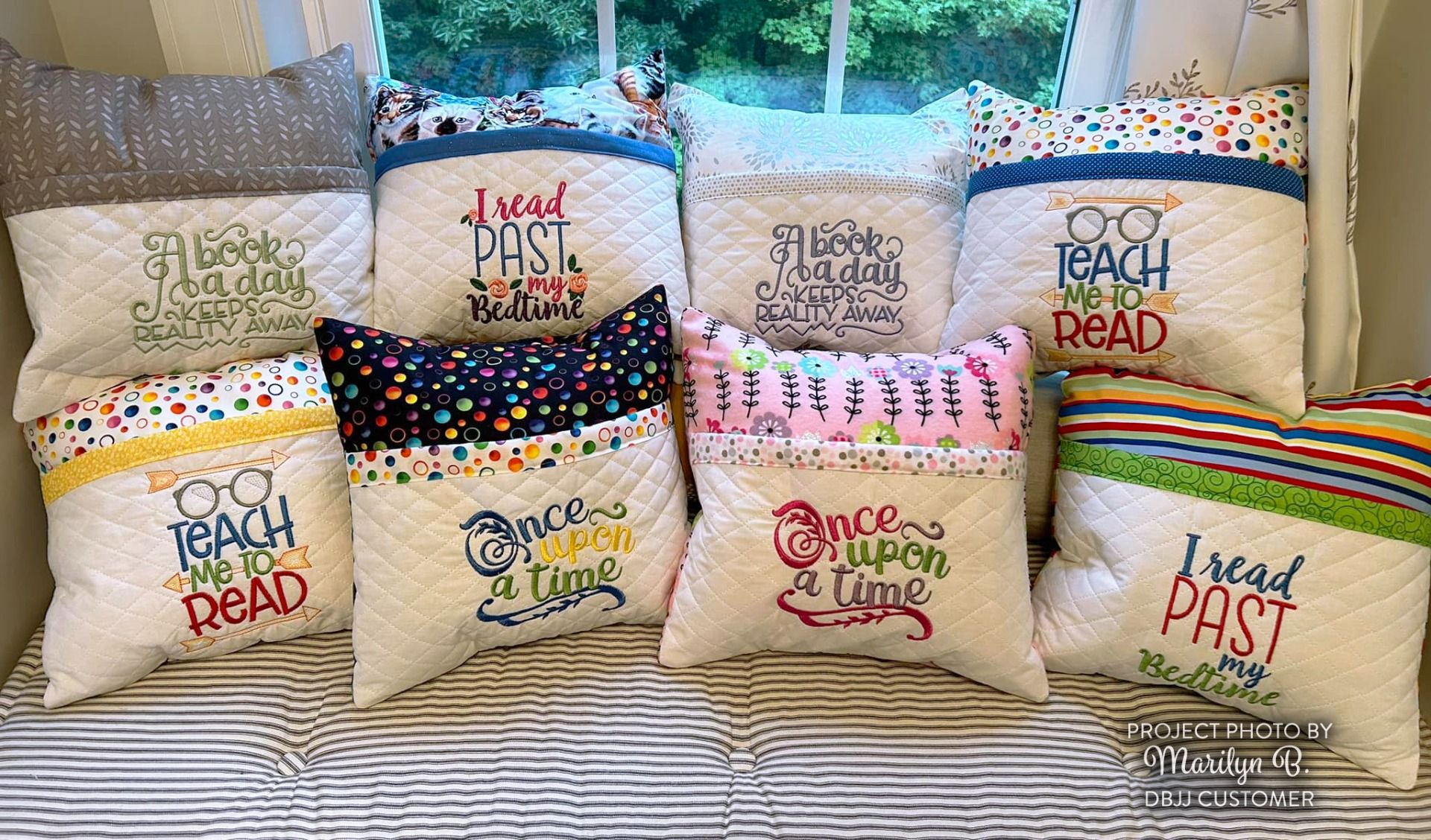 Book deals reading pillow