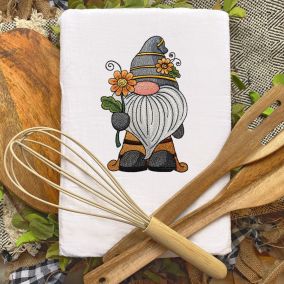 Bee Gnome Flower | Machine Embroidery Designs by JuJu