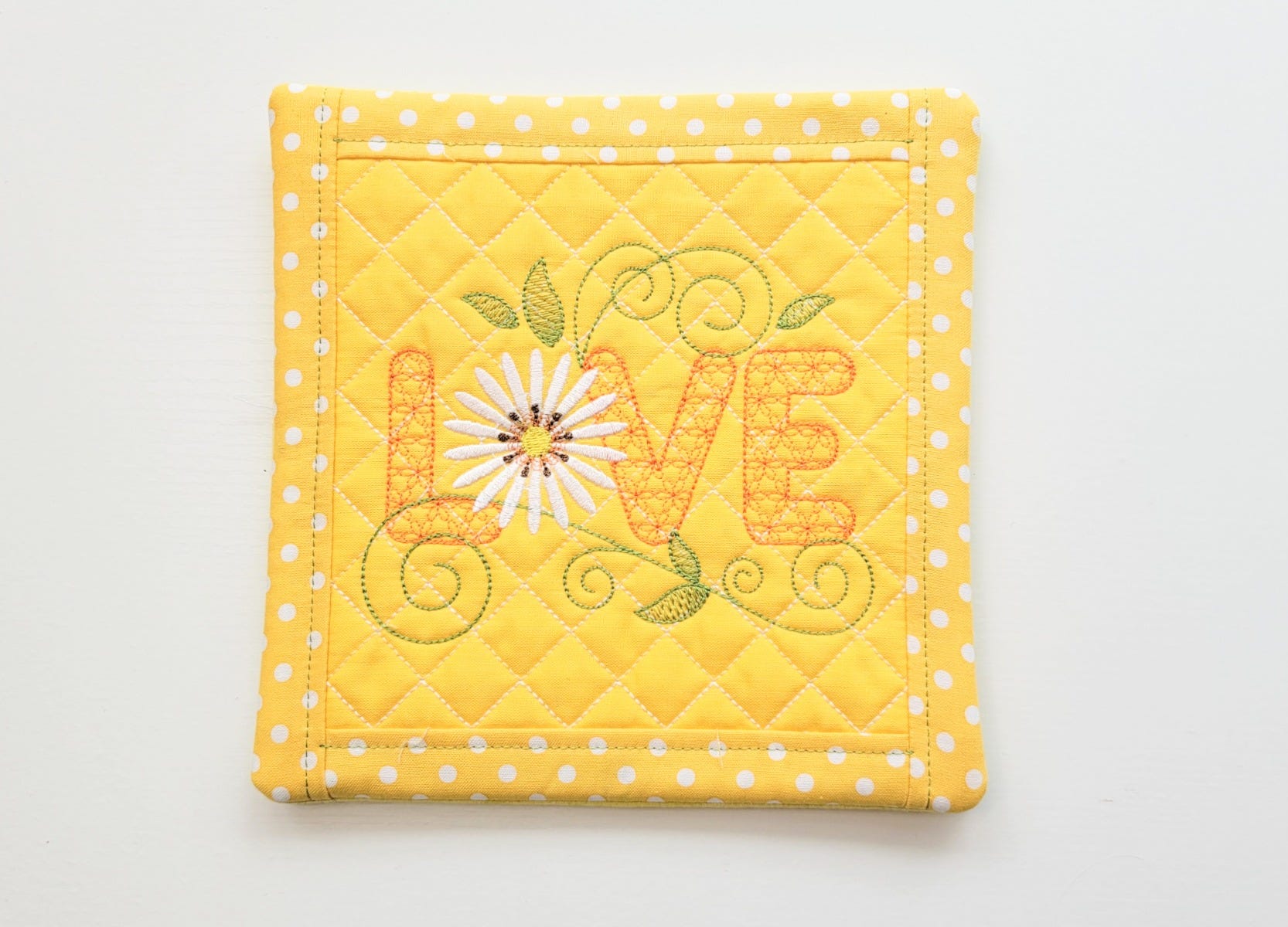 ITH Daisy Love Pot Holder | Machine Embroidery Designs by JuJu
