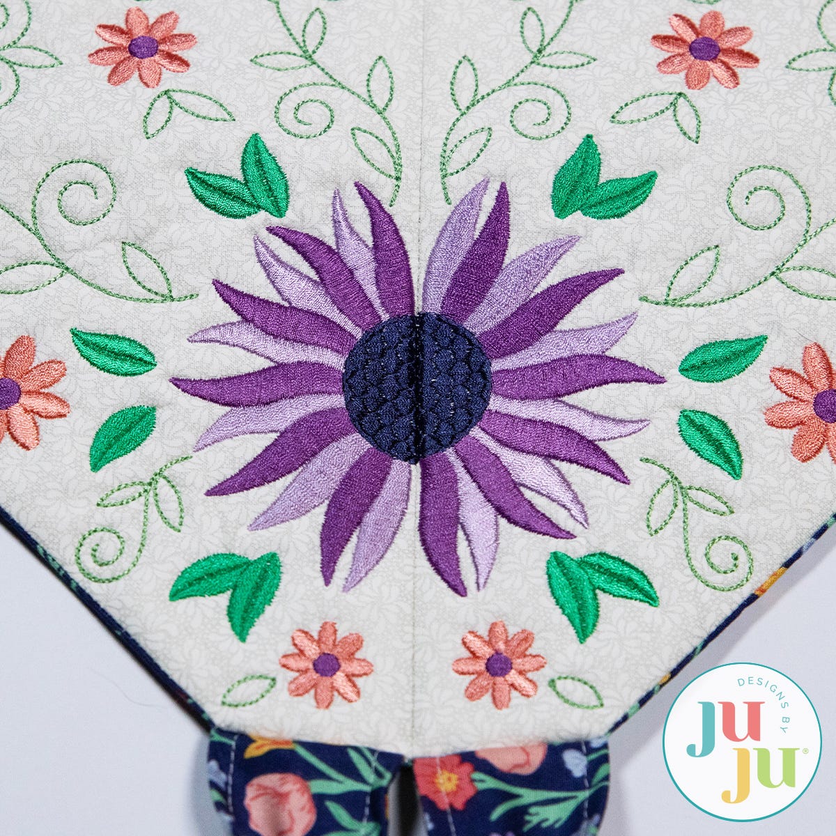 In The Hoop Floral Casserole Carrier Project