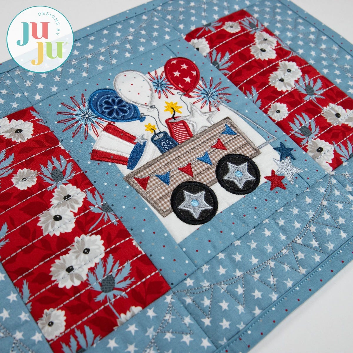 In The Hoop Modular Patriotic Placemat Project