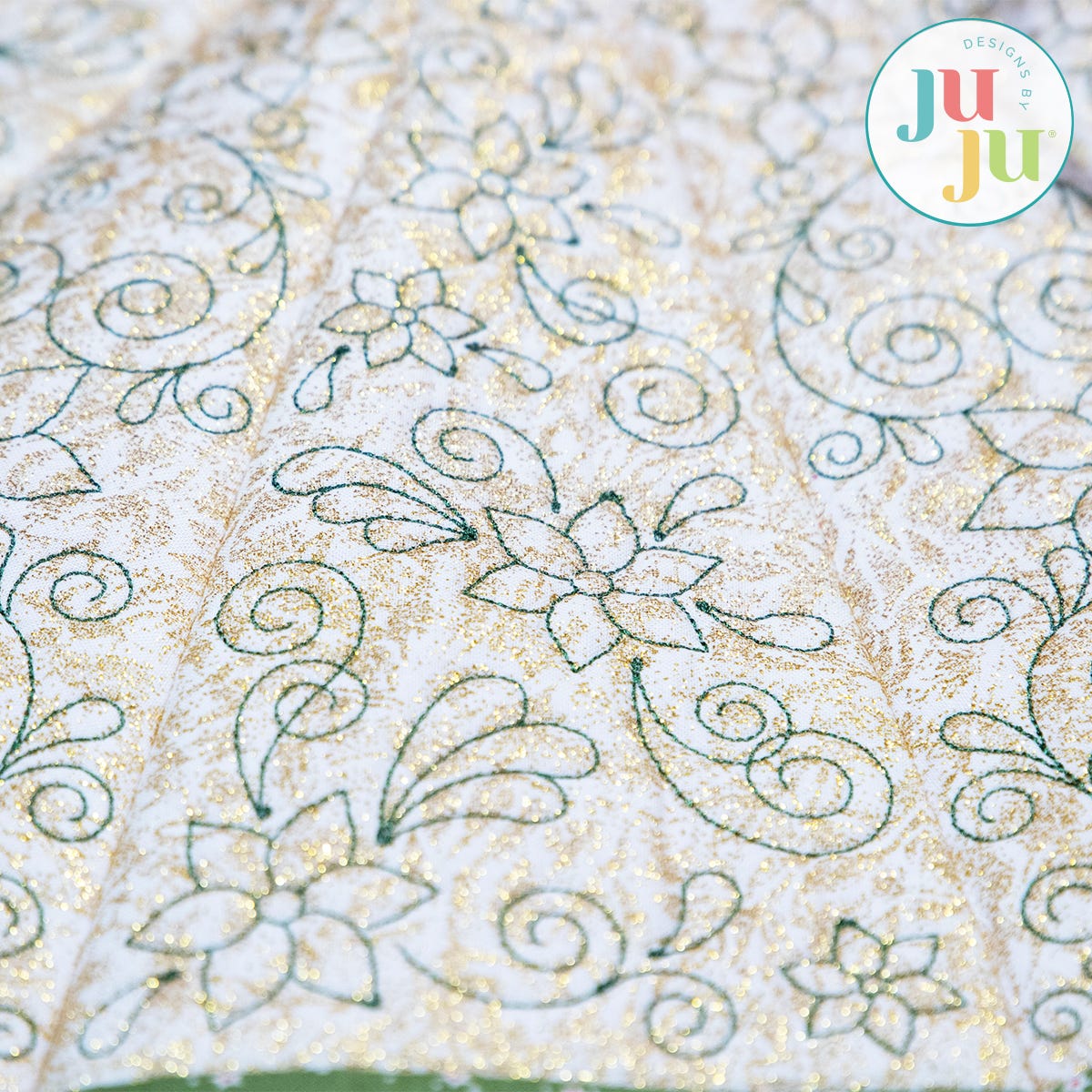 In The Hoop Poinsettia Tree Skirt Project