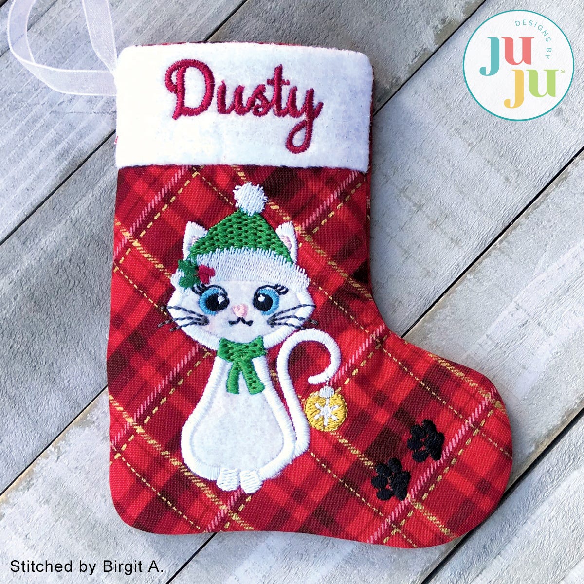 Christmas Cat Ornament Stocking by Oma's Place | Machine Embroidery Designs by JuJu