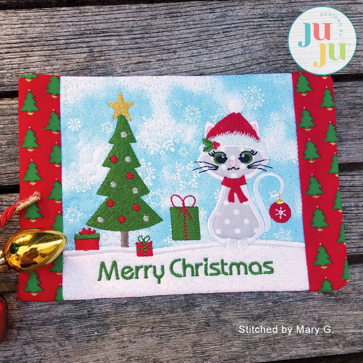  Christmas Cat Mug Rug by Oma's Place | Machine Embroidery Designs by JuJu