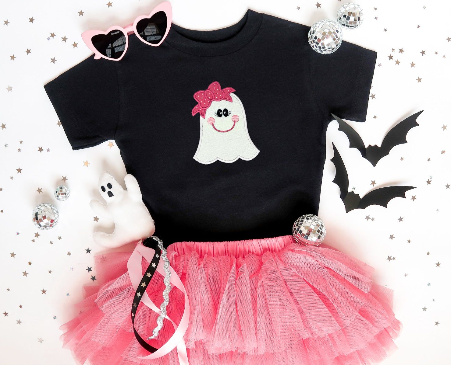 Ghost Bow Applique | Machine Embroidery Designs by JuJu