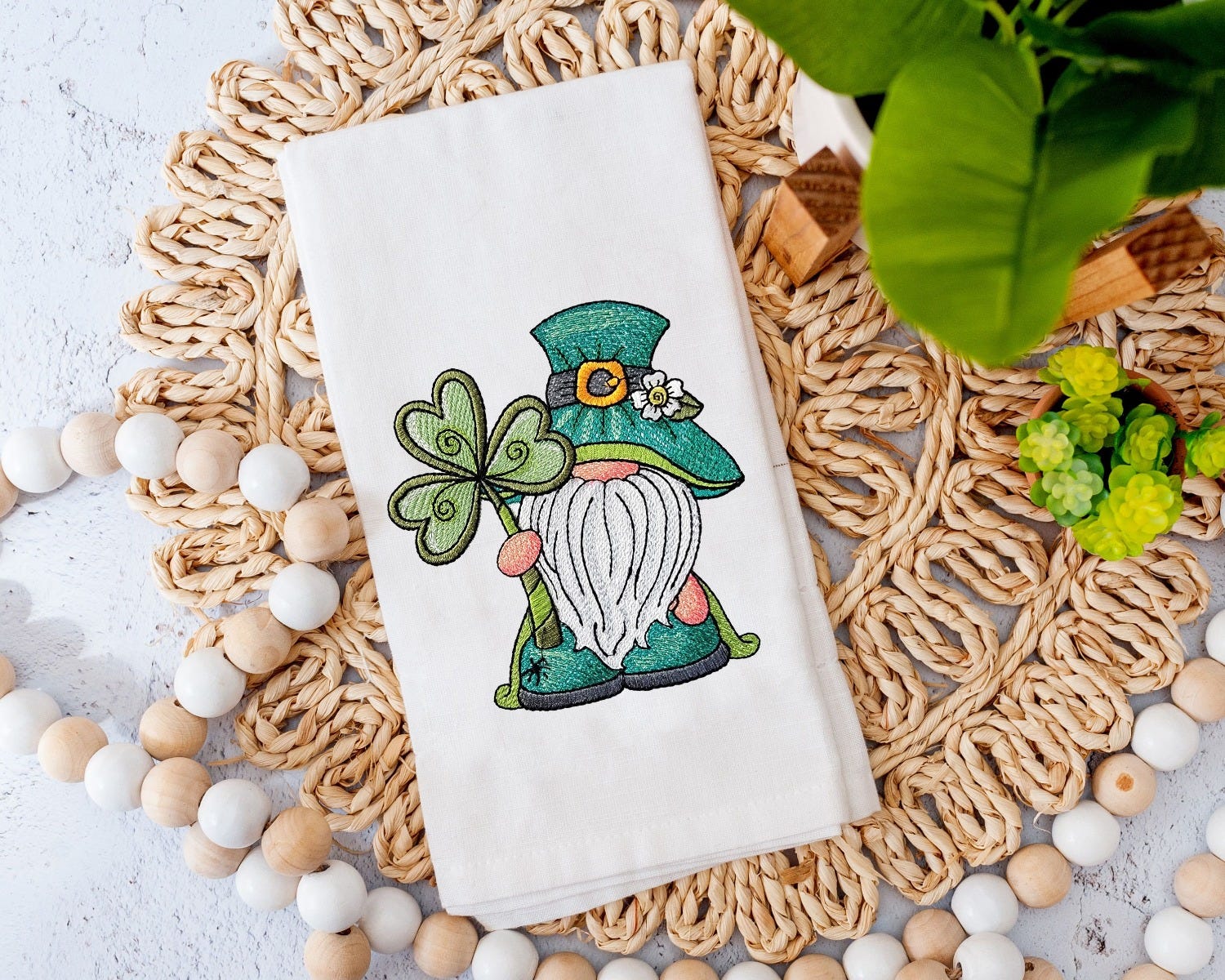 St Patricks Gnome Shamrock | Machine Embroidery Designs by JuJu