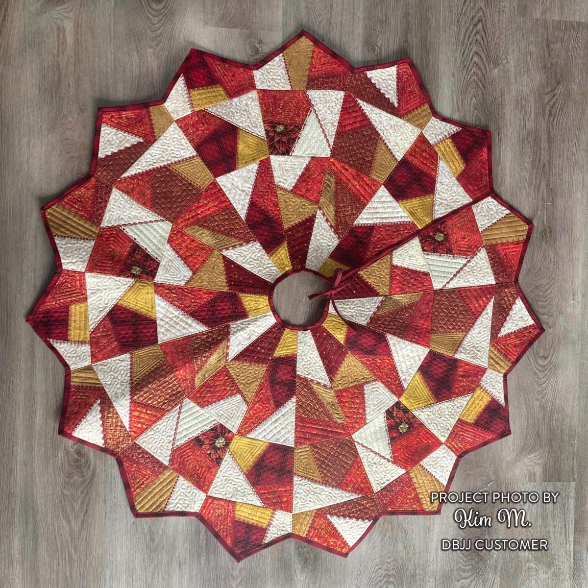 ITH Crazy Patch Tree Skirt