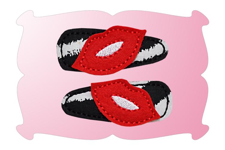 Kissy Lips Snap Clip Mini | Machine Embroidery Designs by JuJu
