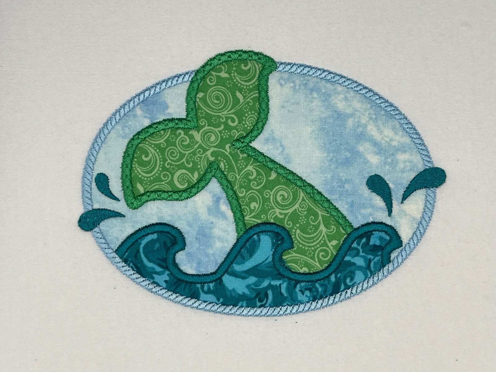                                 Splash | Machine Embroidery Designs by JuJu/ Sew Embroidable 
                            