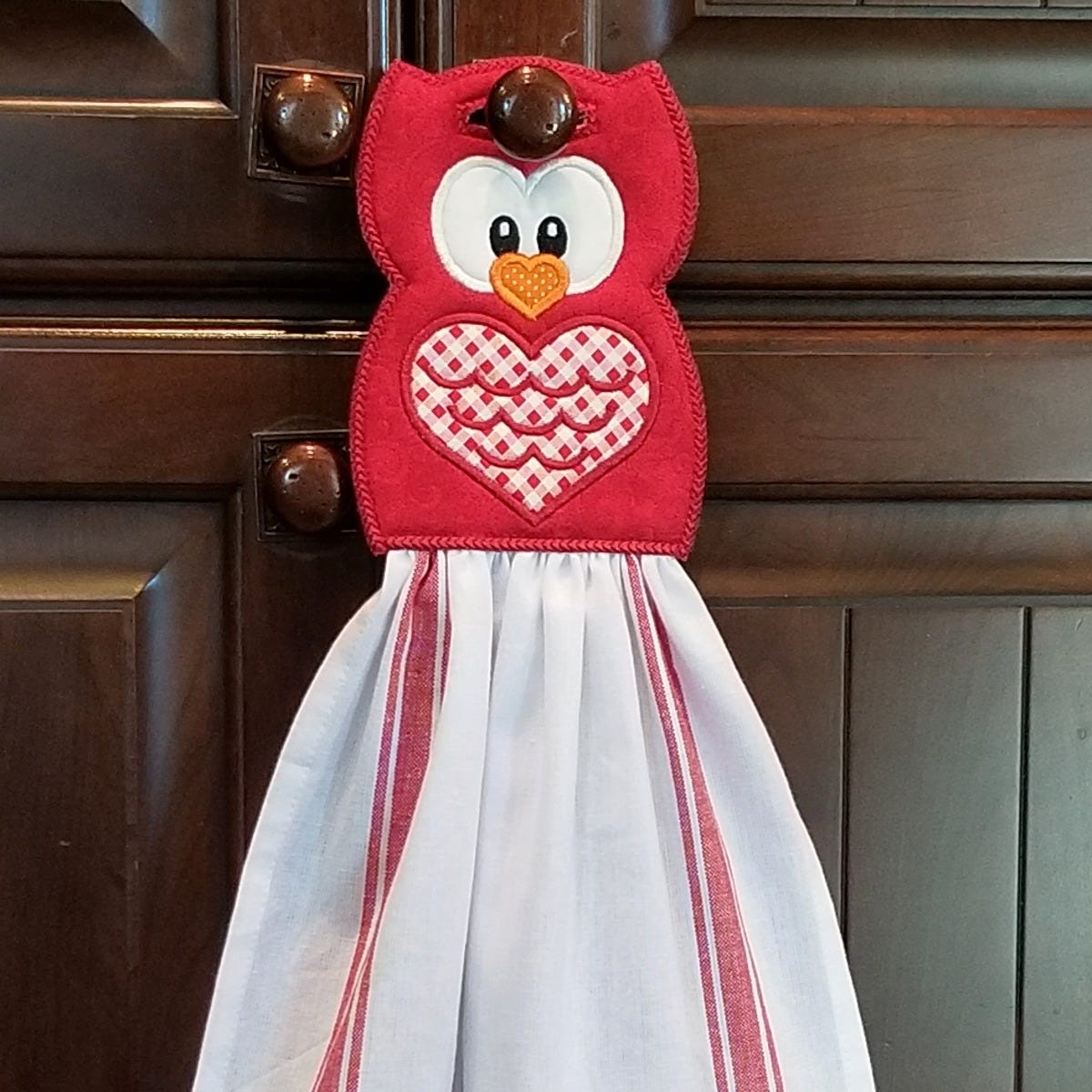 In The Hoop Valentine Towel Hangers Set 2 | Machine Embroidery Designs by JuJu