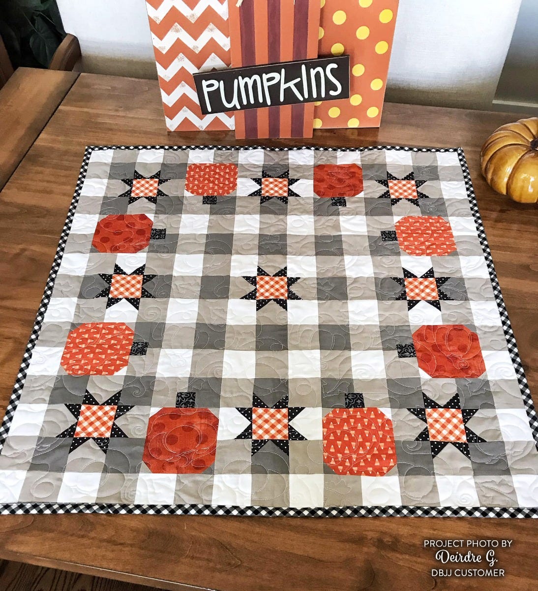 Pumpkins End-to-End Quilting Embroidery Design