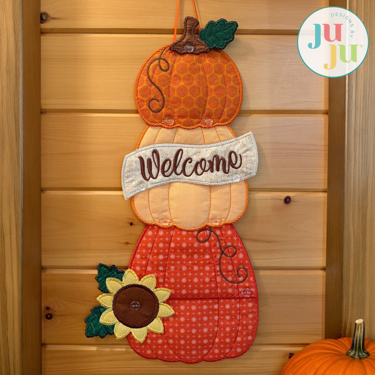 In The Hoop Stacked Pumpkins Welcome Wall Hanging Project