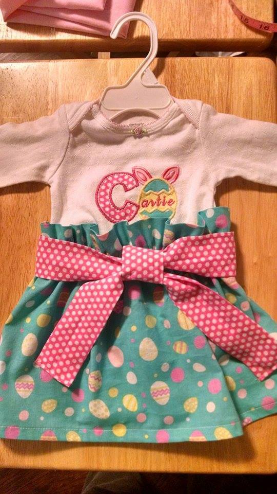 easter-egg-name-outfit