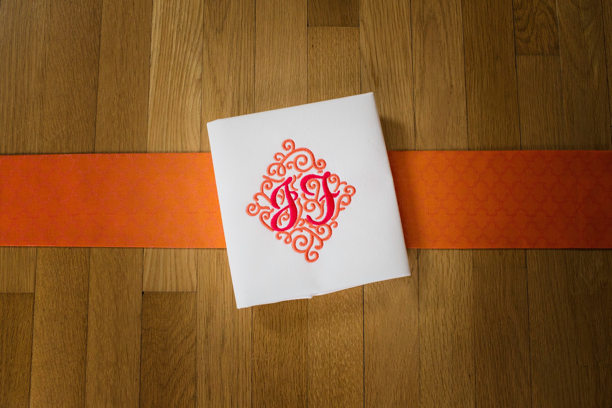 adorn-duo-orange